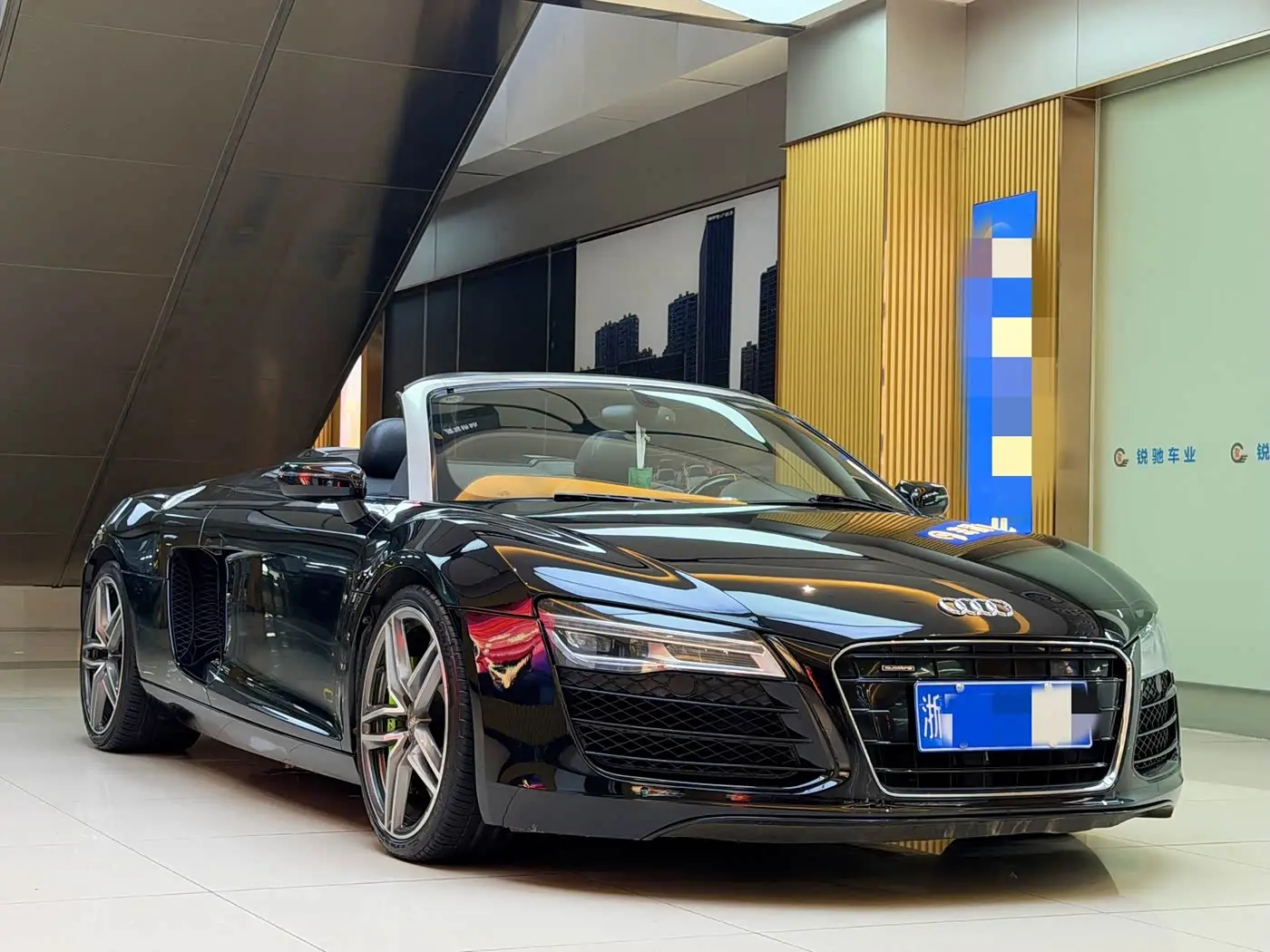 Audi R8 2015 — ფოტო 3/18