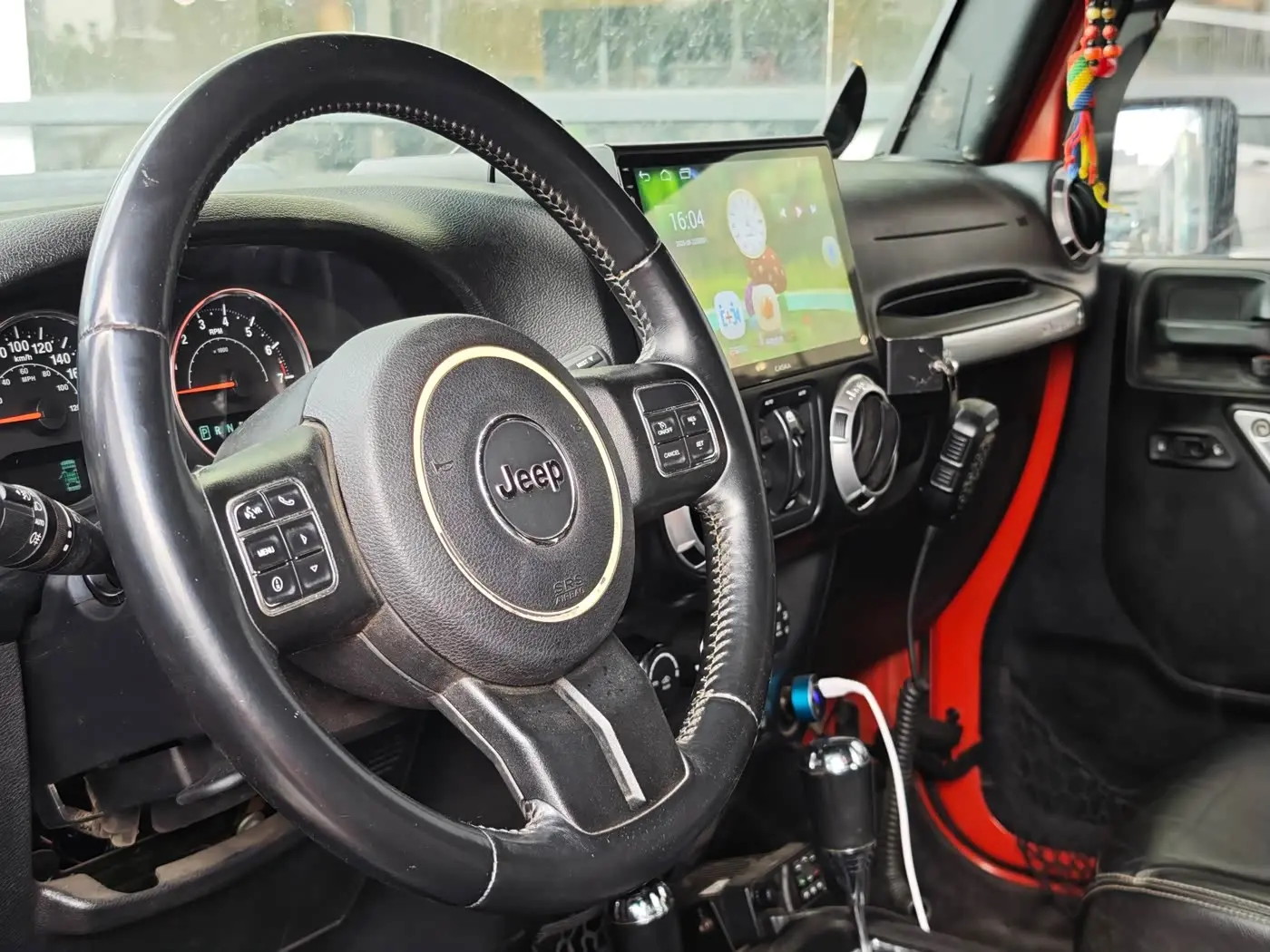 Jeep Wrangler 2015 — Фото 13/16