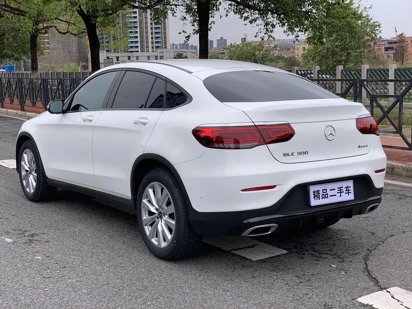 Mercedes-Benz GLC Coupe 2020 — Фото 6/20