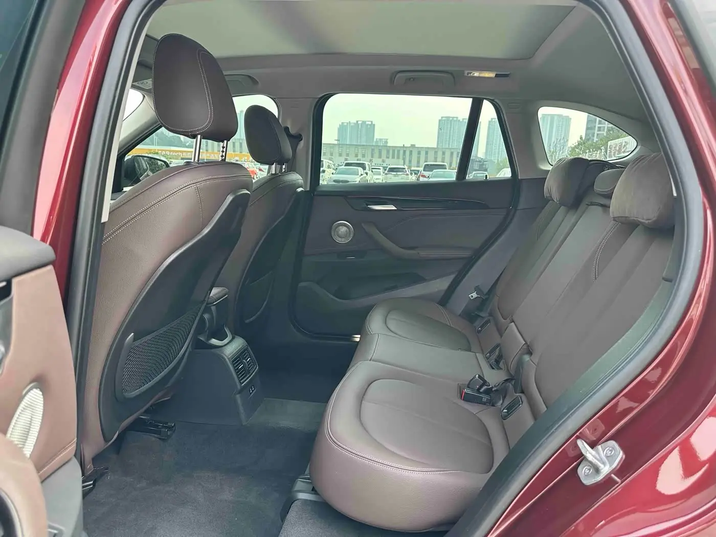 BMW X1 2021 — Photo 9/20