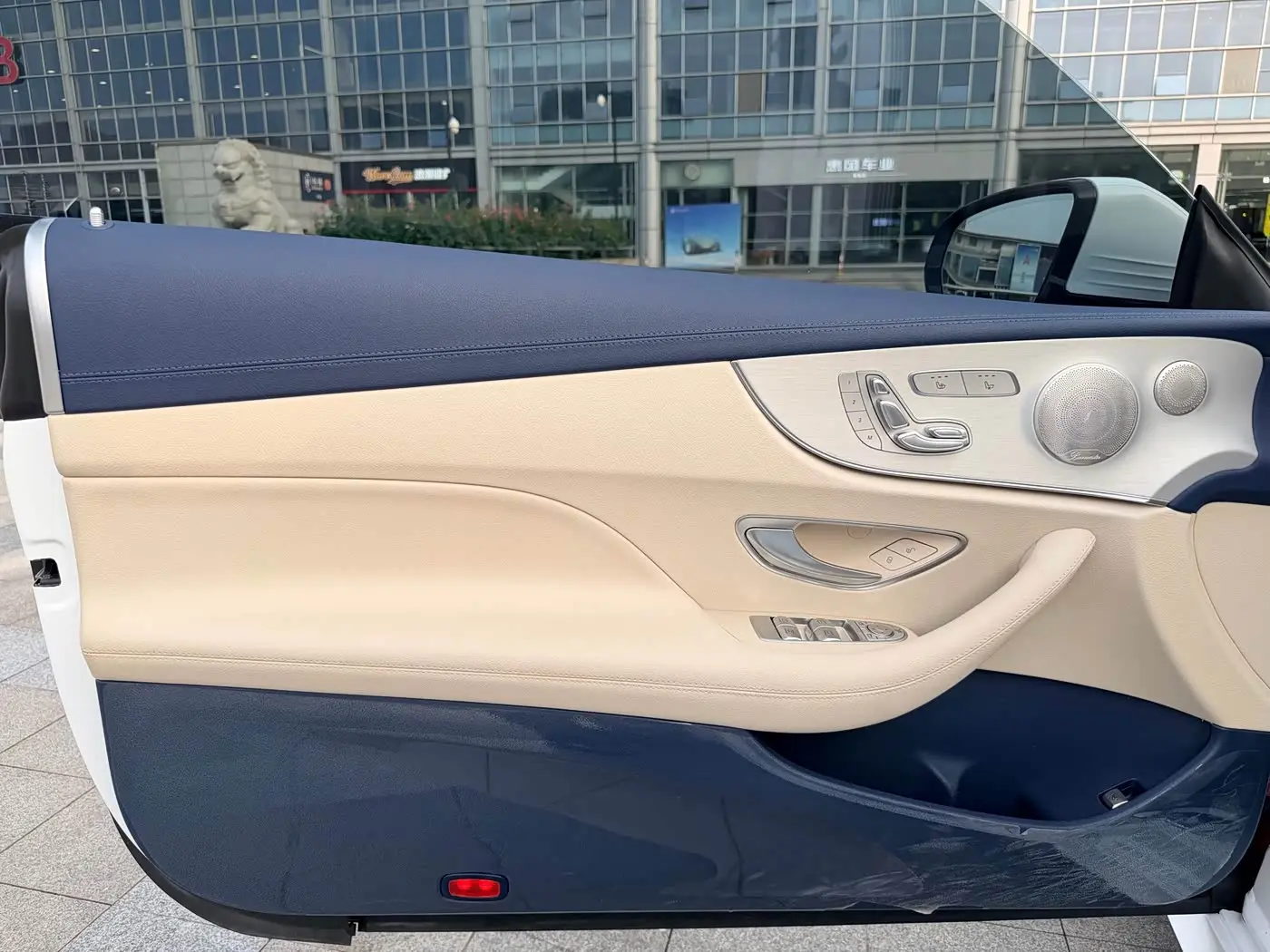 Mercedes-Benz E-Class 2023 — Фото 9/17