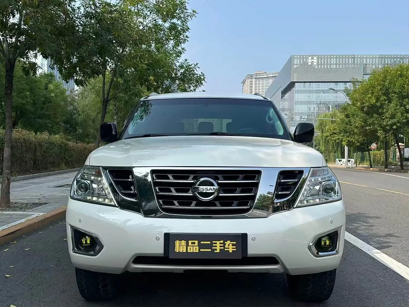 Nissan Patrol 2017 — Photo 3/20
