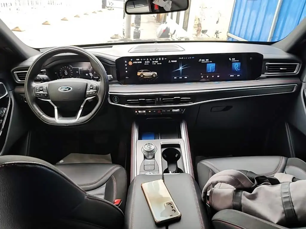 Ford Explorer 2023 — Şəkil 10/20