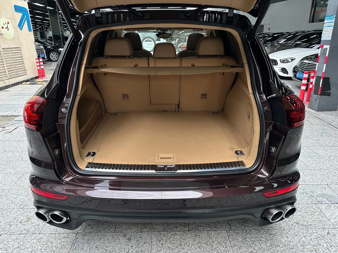 Porsche Cayenne 2018 — Photo 14/19