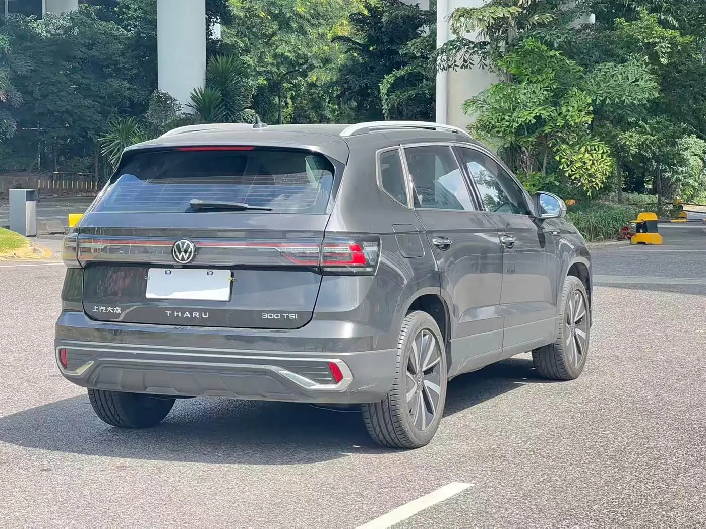 Volkswagen Tharu 2023 — Фото 11/16