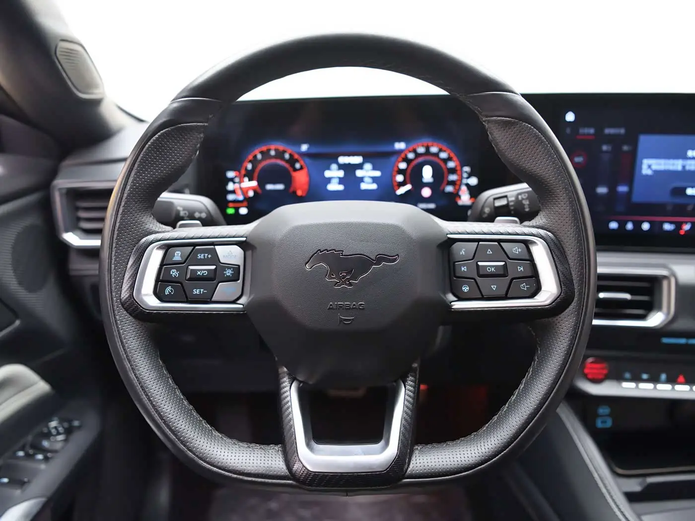 Ford Mustang 2024 — Photo 16/20