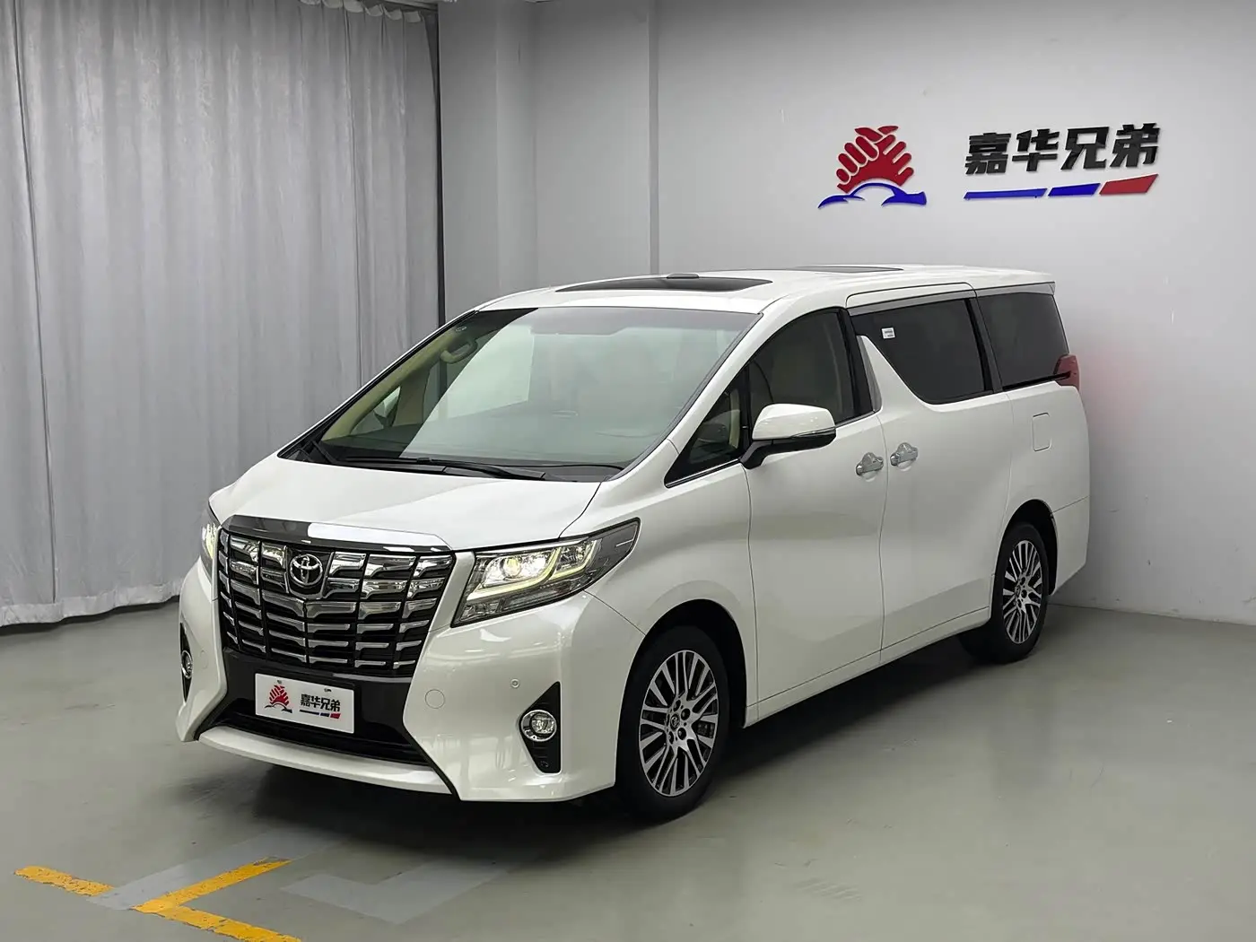 Toyota Alphard 2015 — Şəkil 2/20