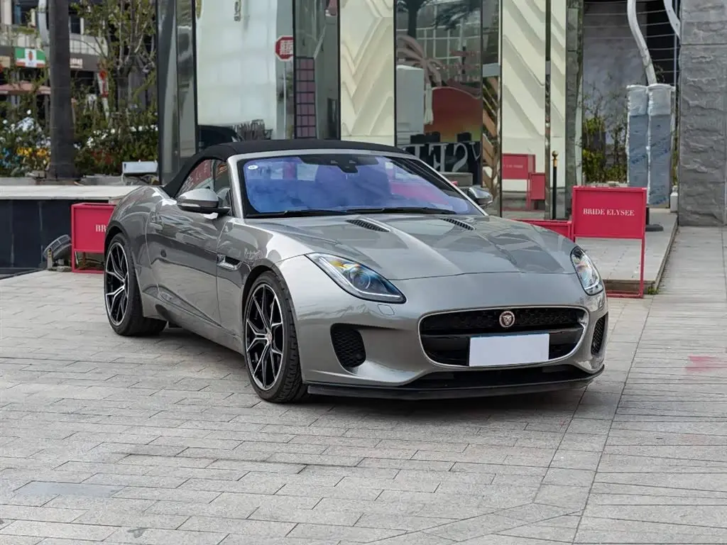 Jaguar F-TYPE 2018 — Şəkil 3/17