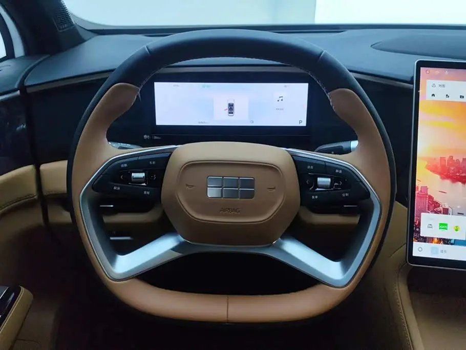 Geely Galaxy Galaxy L7 2025 — Фото 15/16