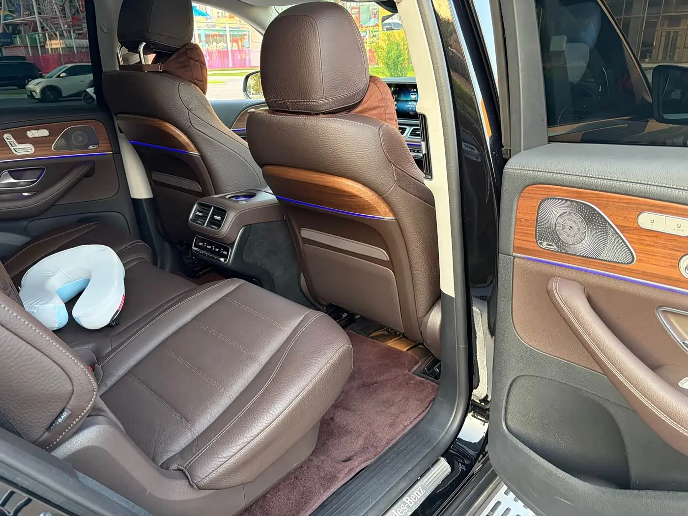 Mercedes-Benz GLS 2023 — Фото 18/20
