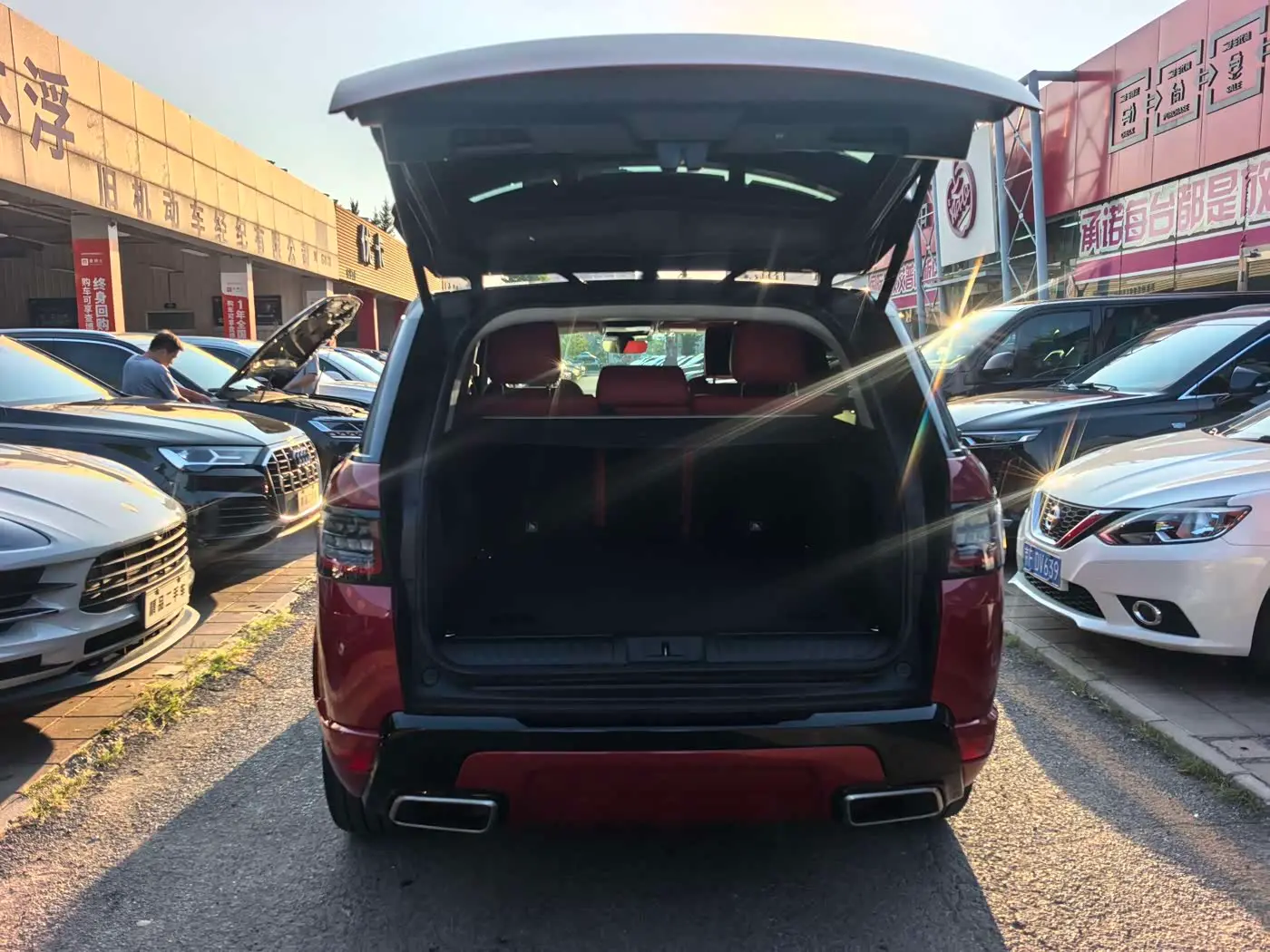 Land Rover Range Rover Sport 2023 — Photo 17/20