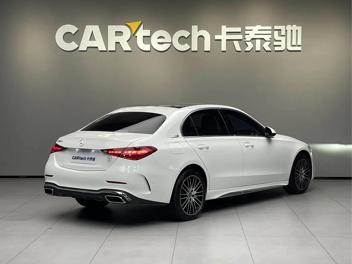 Mercedes-Benz C-Class 2024 — Photo 4/20