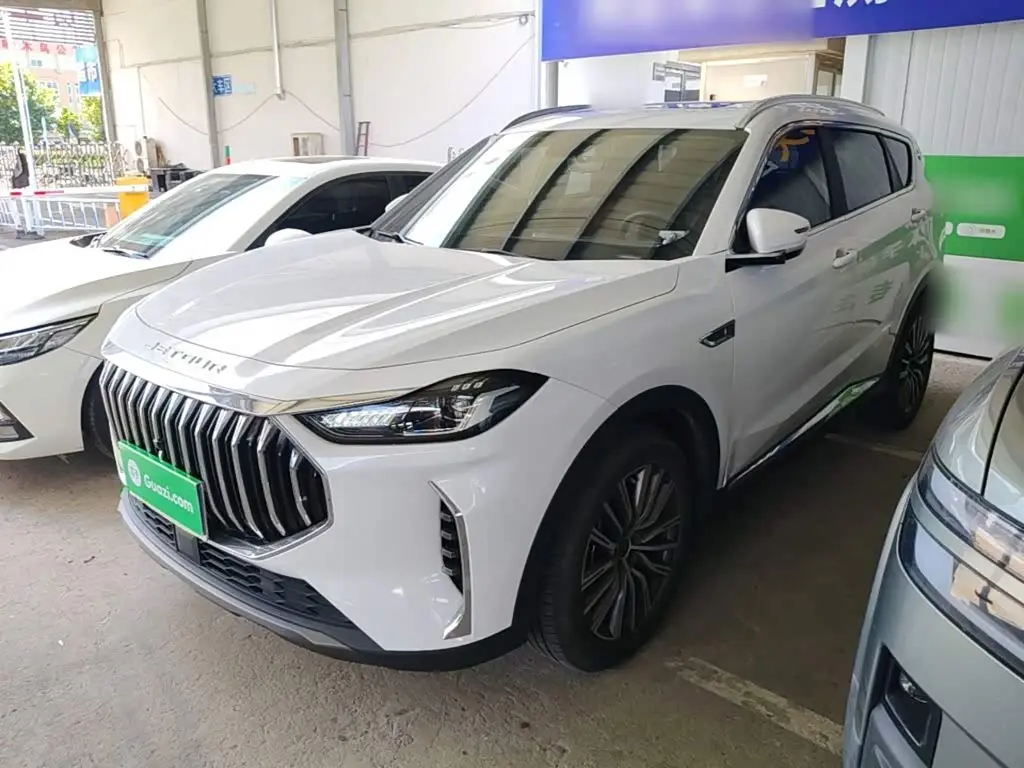 Jetour X70 PLUS 2025 — Photo 1/20