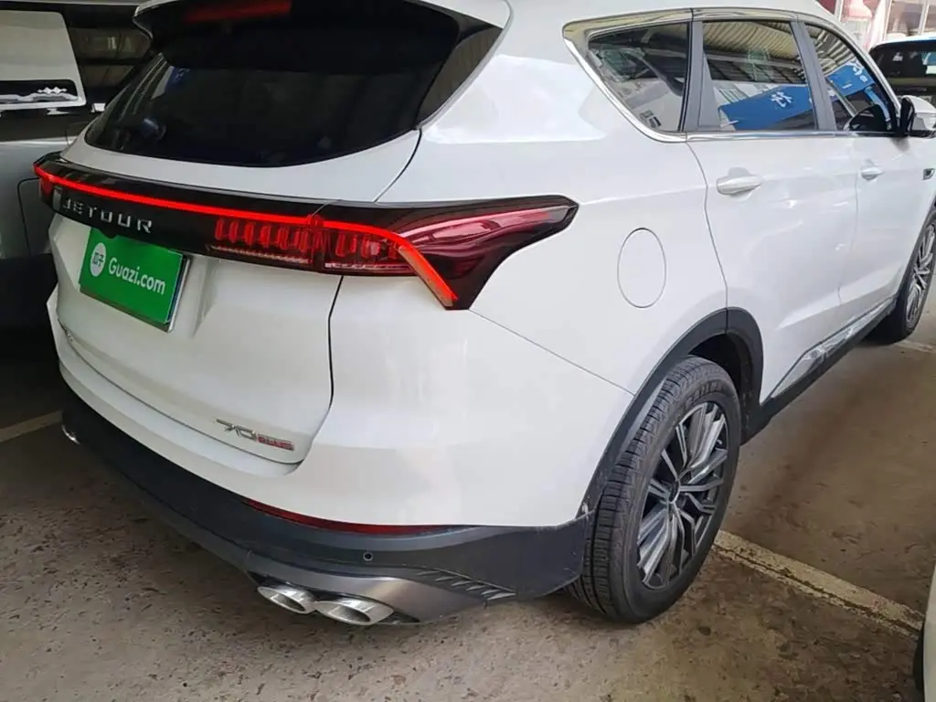 Jetour X70 PLUS 2025 — Photo 8/20