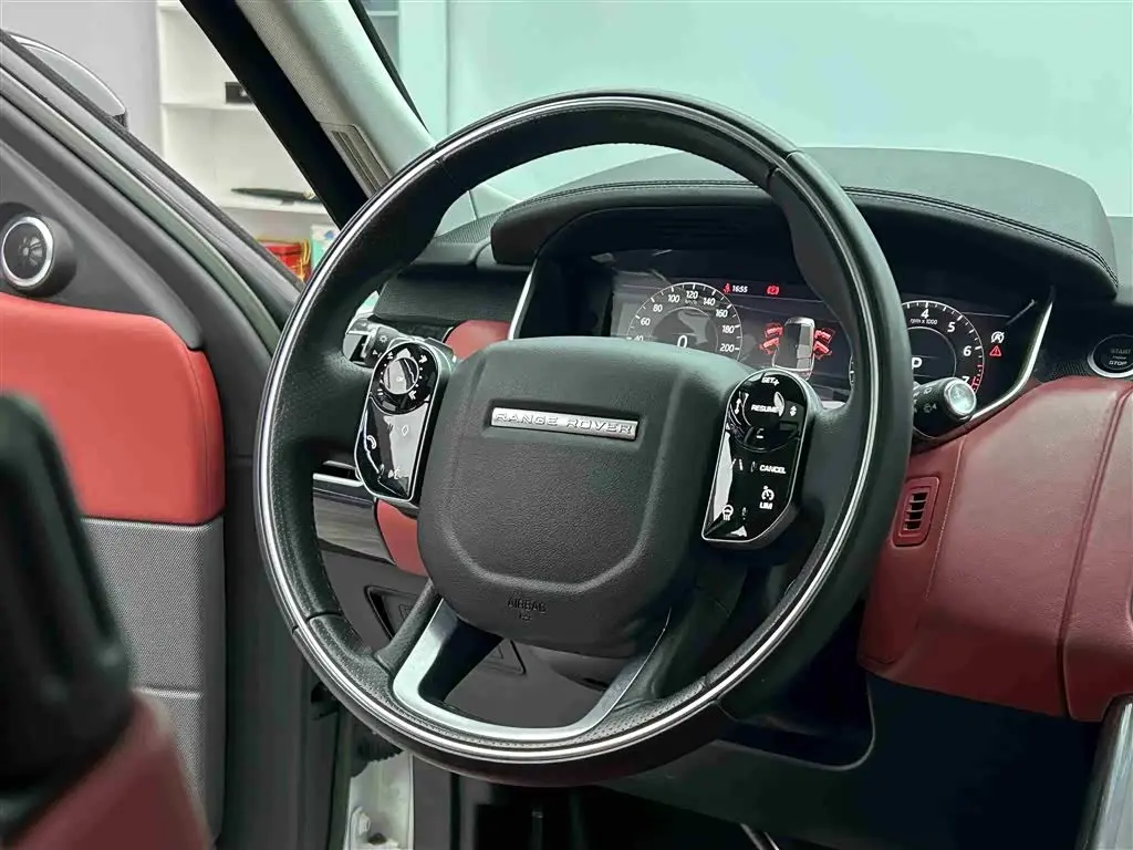 Land Rover Range Rover Sport 2023 — Фото 12/20