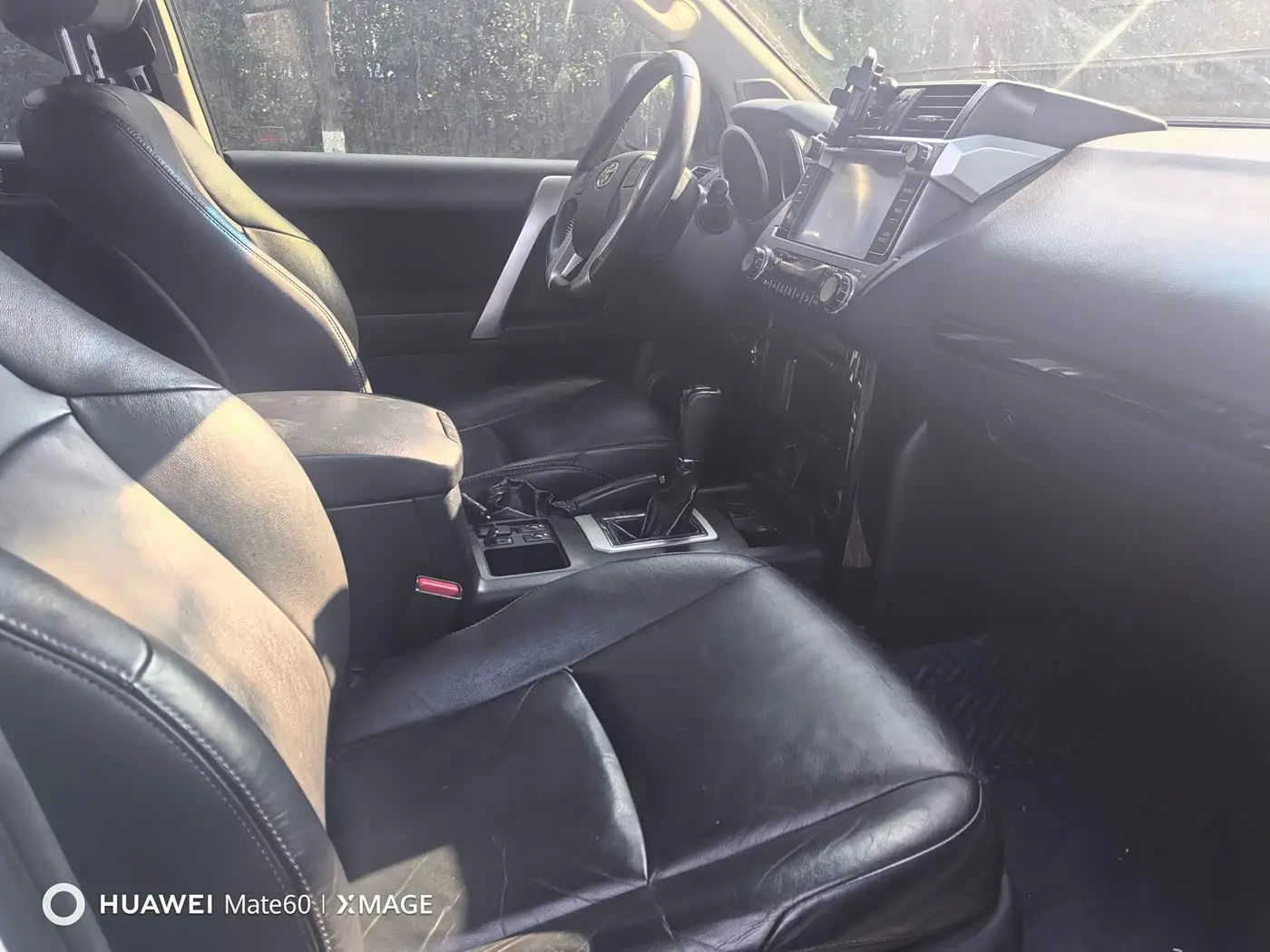 Toyota Prado 2016 — Photo 4/10
