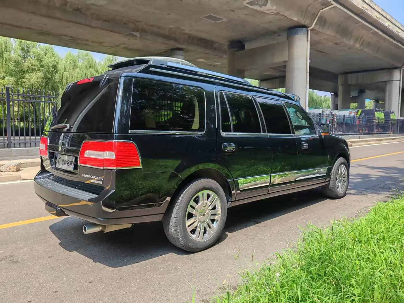 Lincoln Navigator 2013 — Photo 4/17