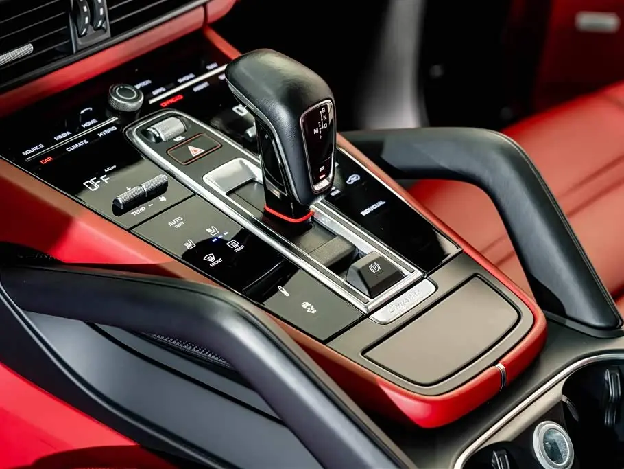 Porsche Cayenne New Energy 2021 — Şəkil 12/20