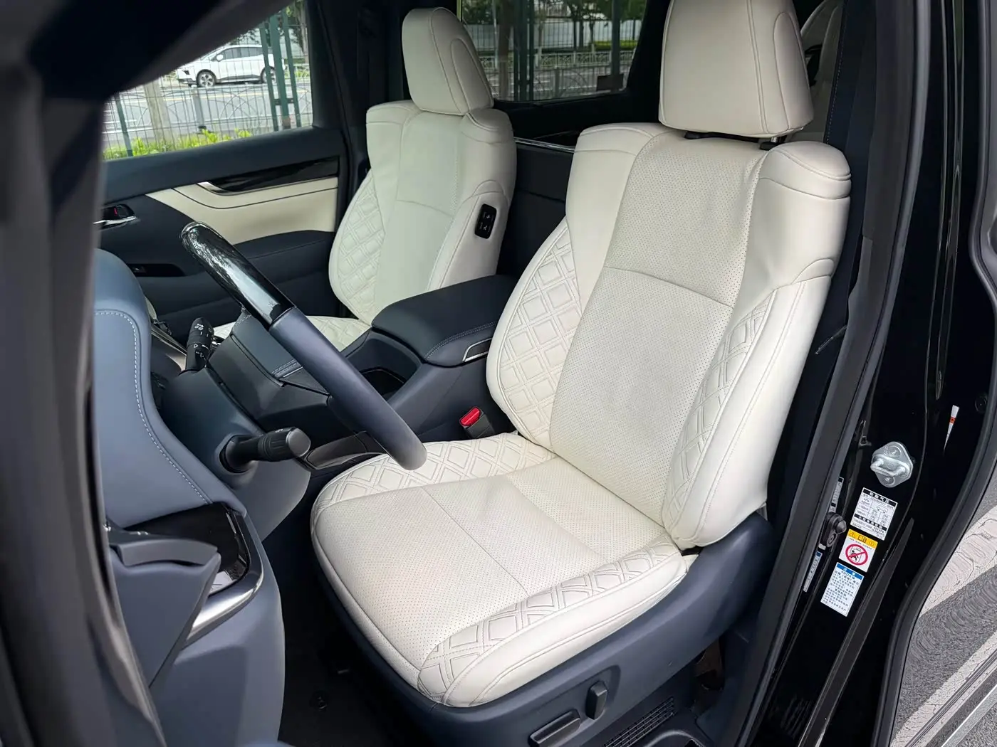 Toyota Vellfire 2021 — Şəkil 10/20