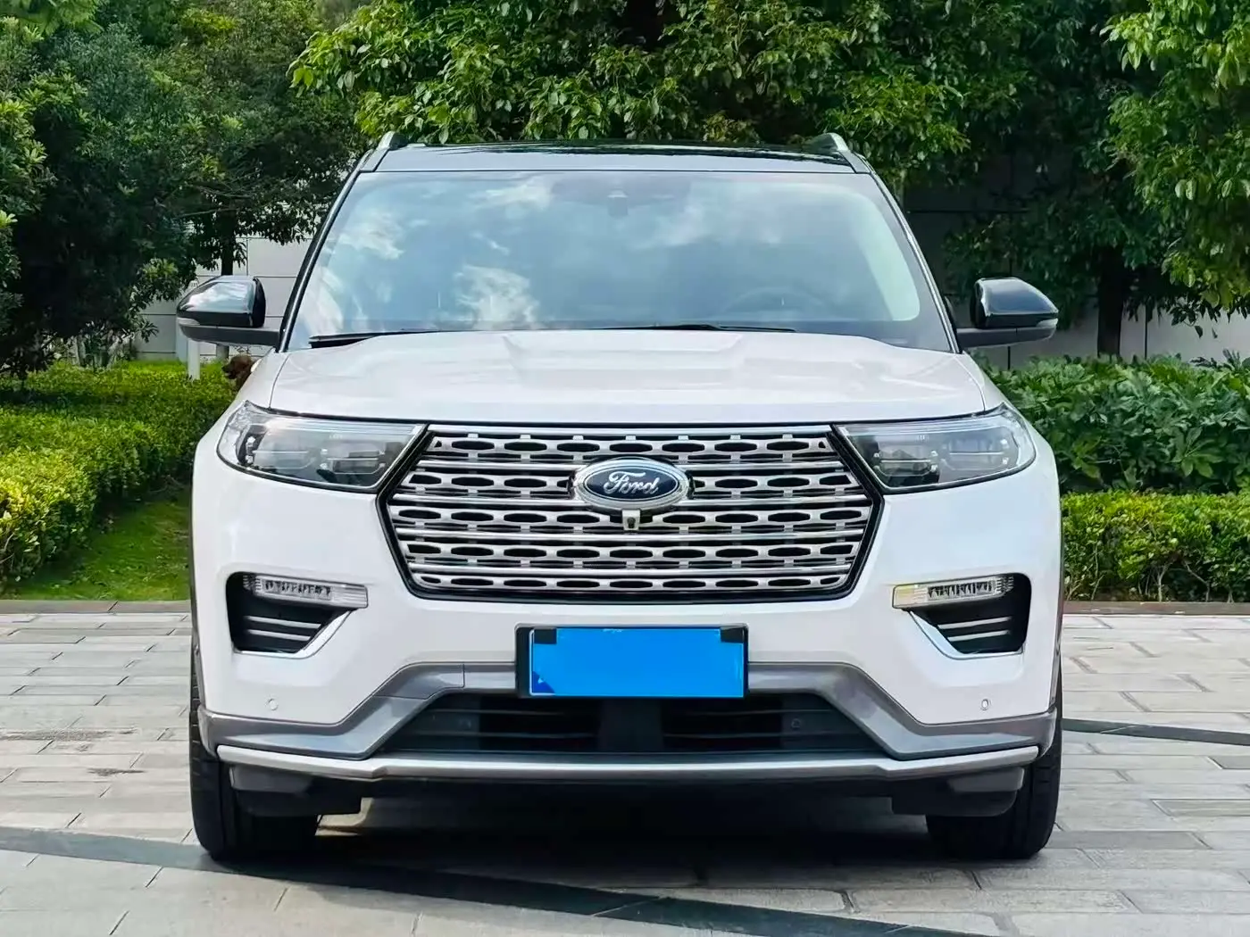 Ford Explorer 2020 — Photo 3/12