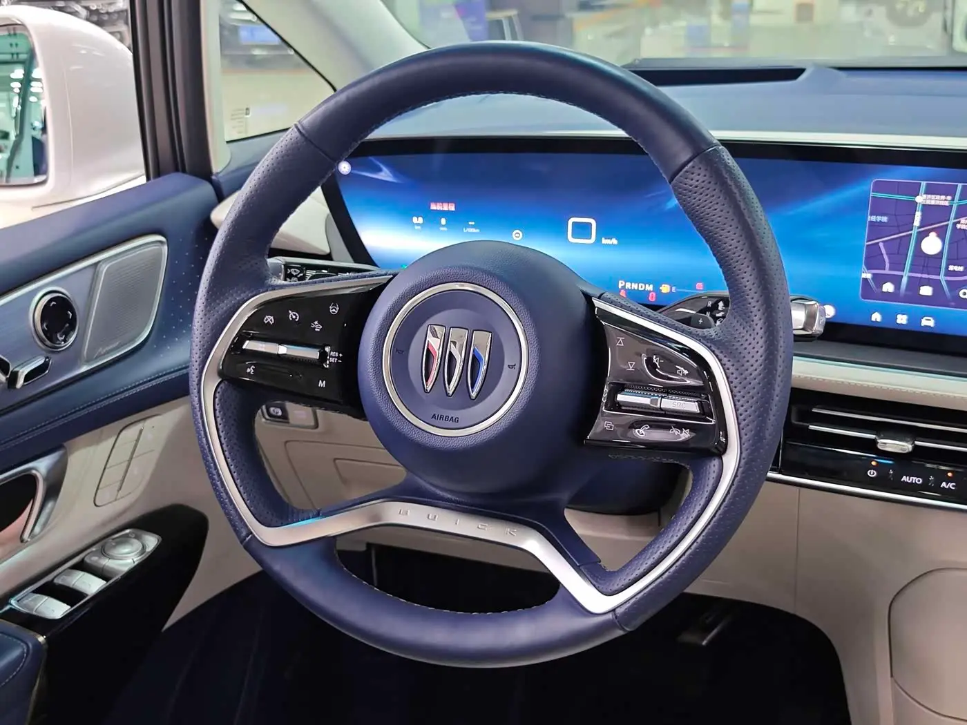 Buick Century 2025 — Photo 12/16