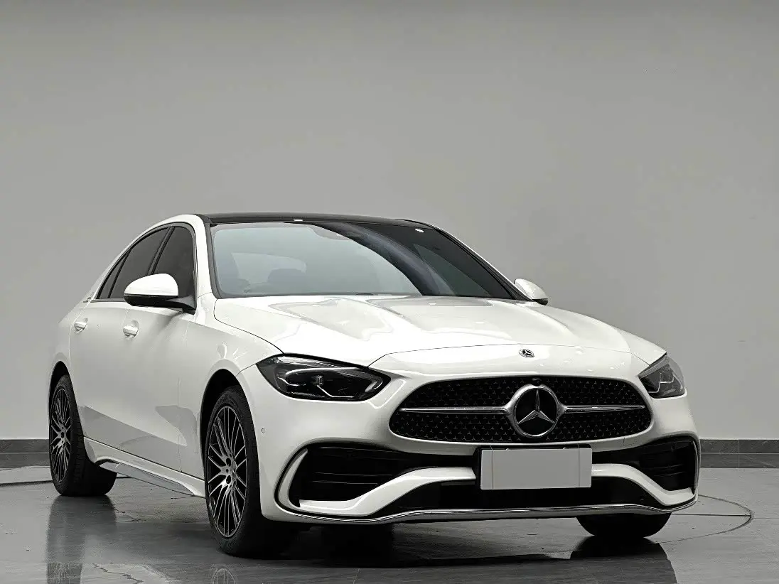Mercedes-Benz C-Class 2024 — Photo 3/20