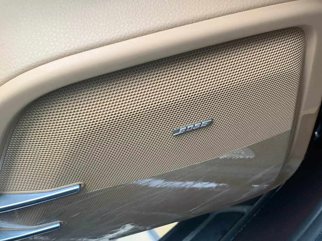Porsche Cayenne 2016 — Фото 17/17