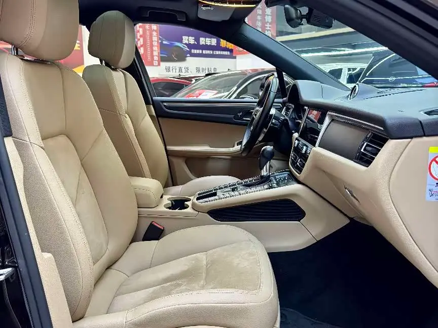 Porsche Macan 2020 — Photo 17/17