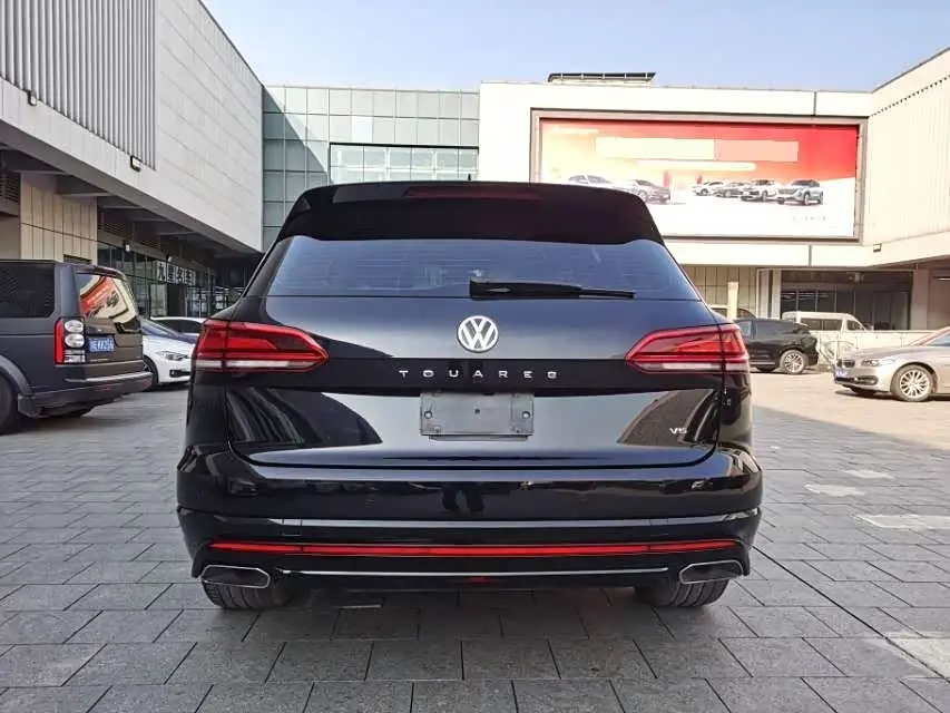 Volkswagen Touareg 2019 — Photo 8/9