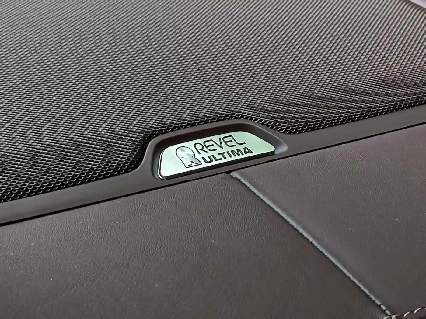Lincoln Navigator 2021 — Photo 19/20