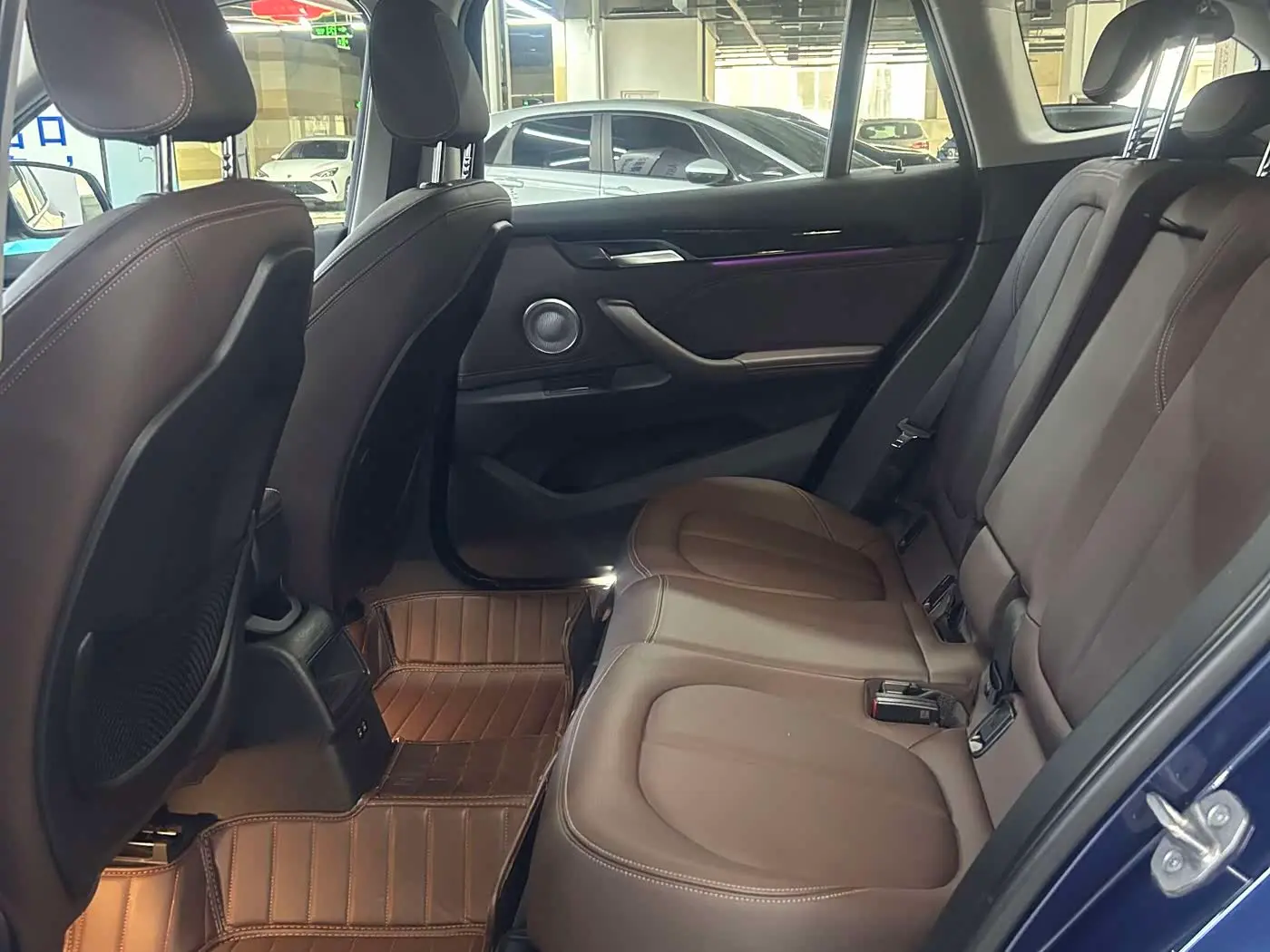 BMW X1 2022 — Photo 11/17