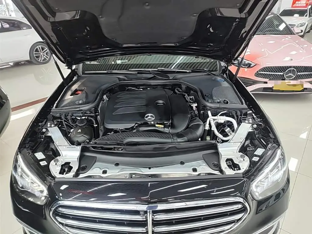 Mercedes-Benz E-Class 2023 — Фото 20/20