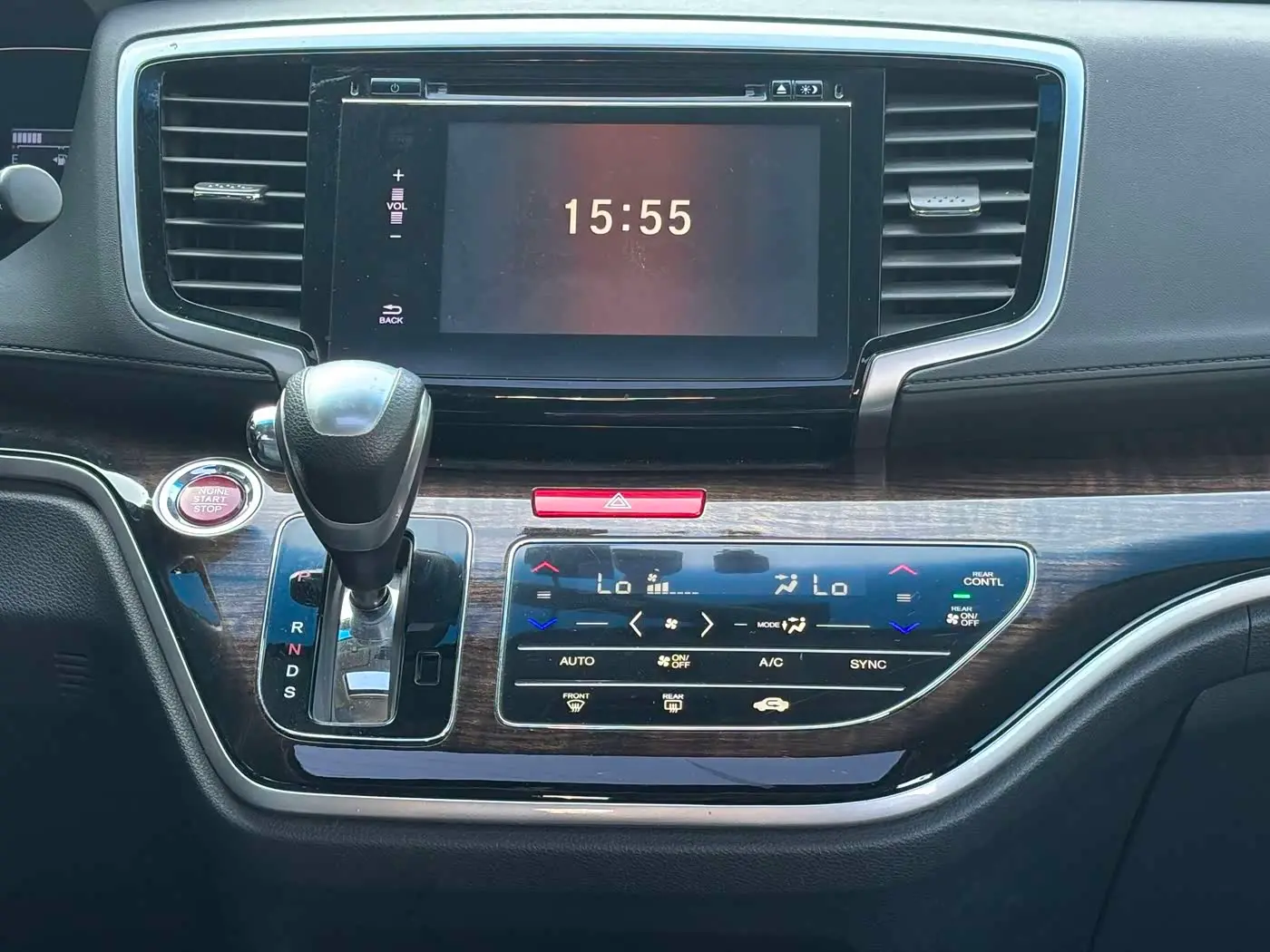 Honda Odyssey 2017 — Фото 8/20