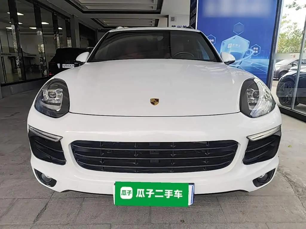 Porsche Cayenne 2016 — Photo 3/20