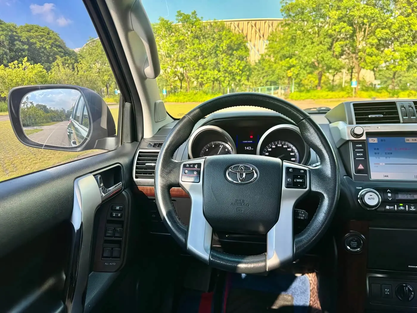 Toyota Prado 2017 — Фото 14/20