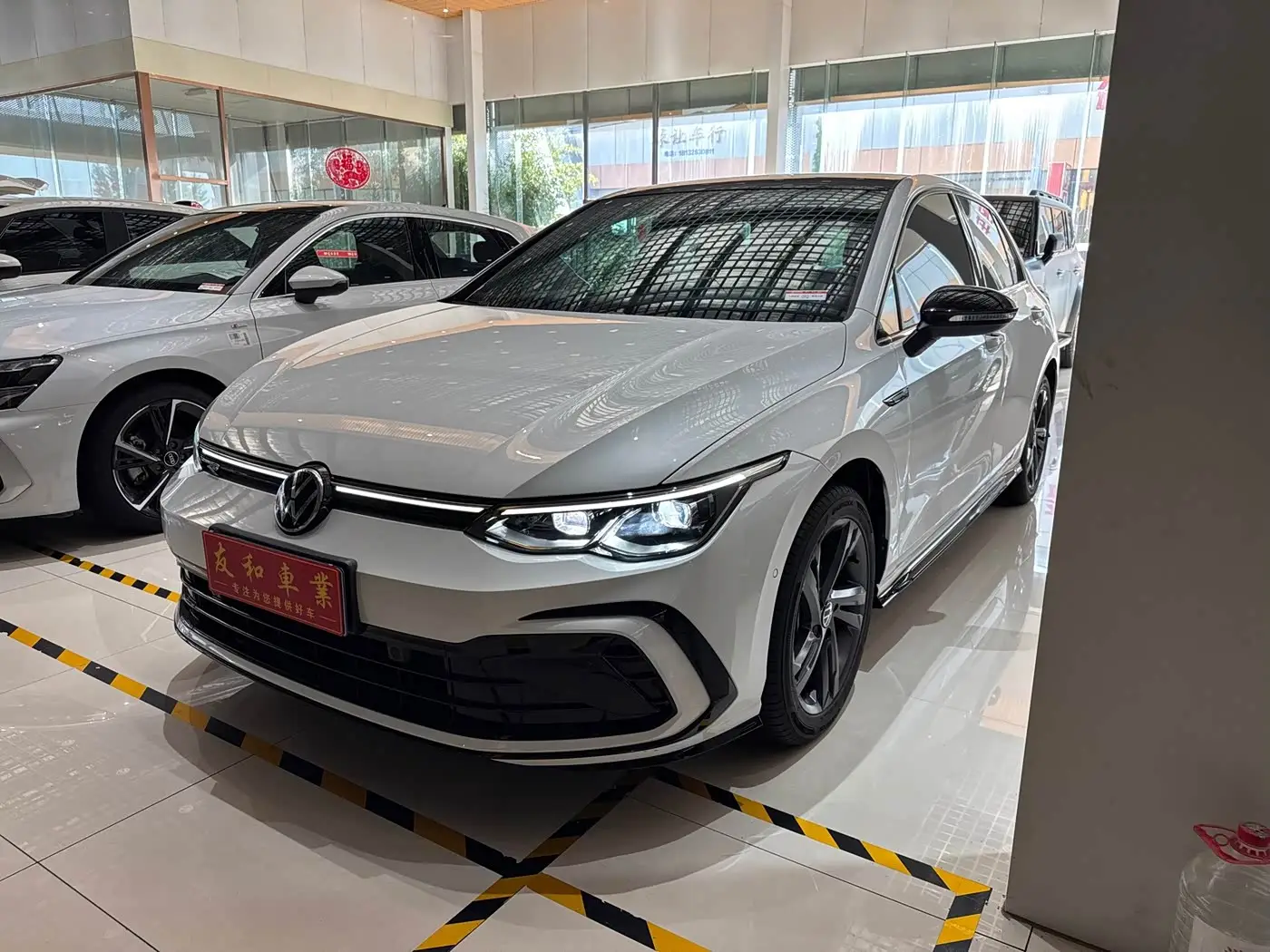 Volkswagen Golf, 2024