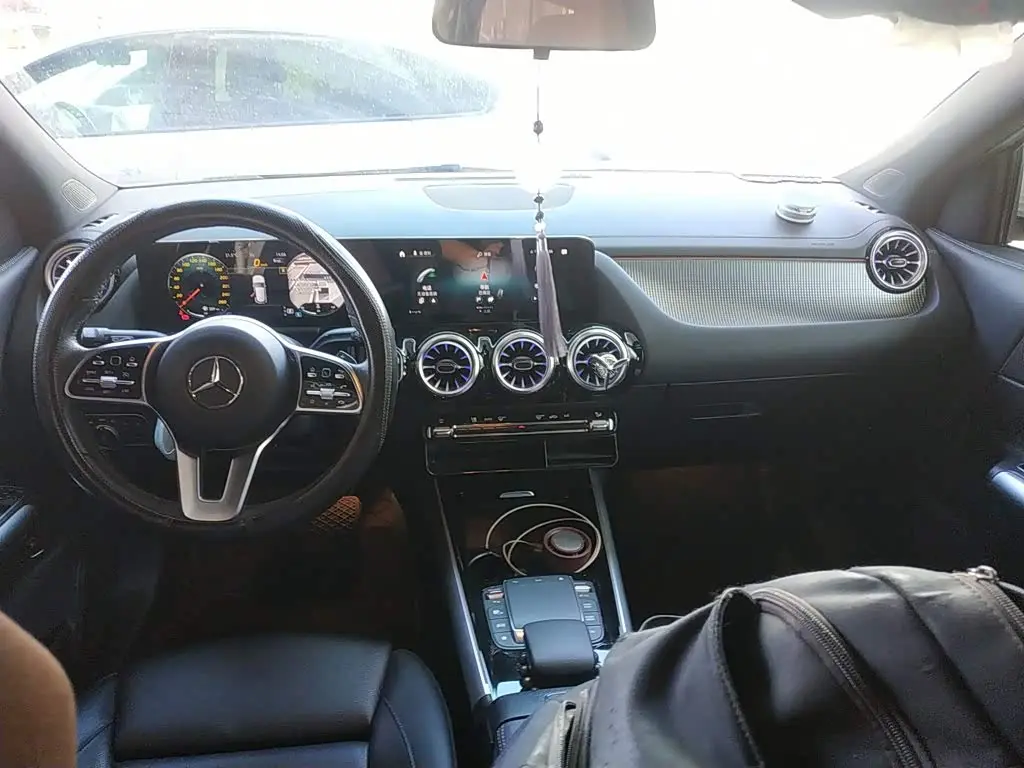 Mercedes-Benz GLA 2023 — Фото 6/20