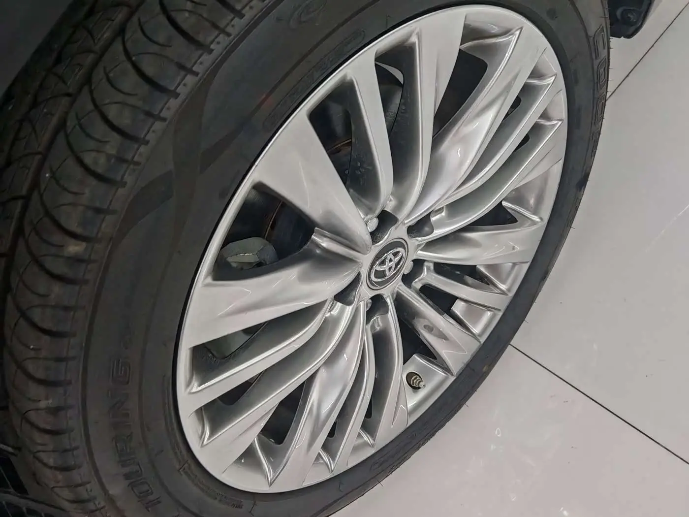 Toyota Highlander 2024 — Photo 4/11