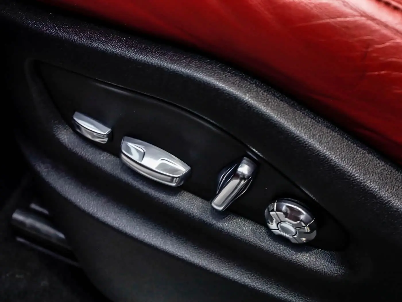 Porsche Cayenne 2021 — Şəkil 15/20