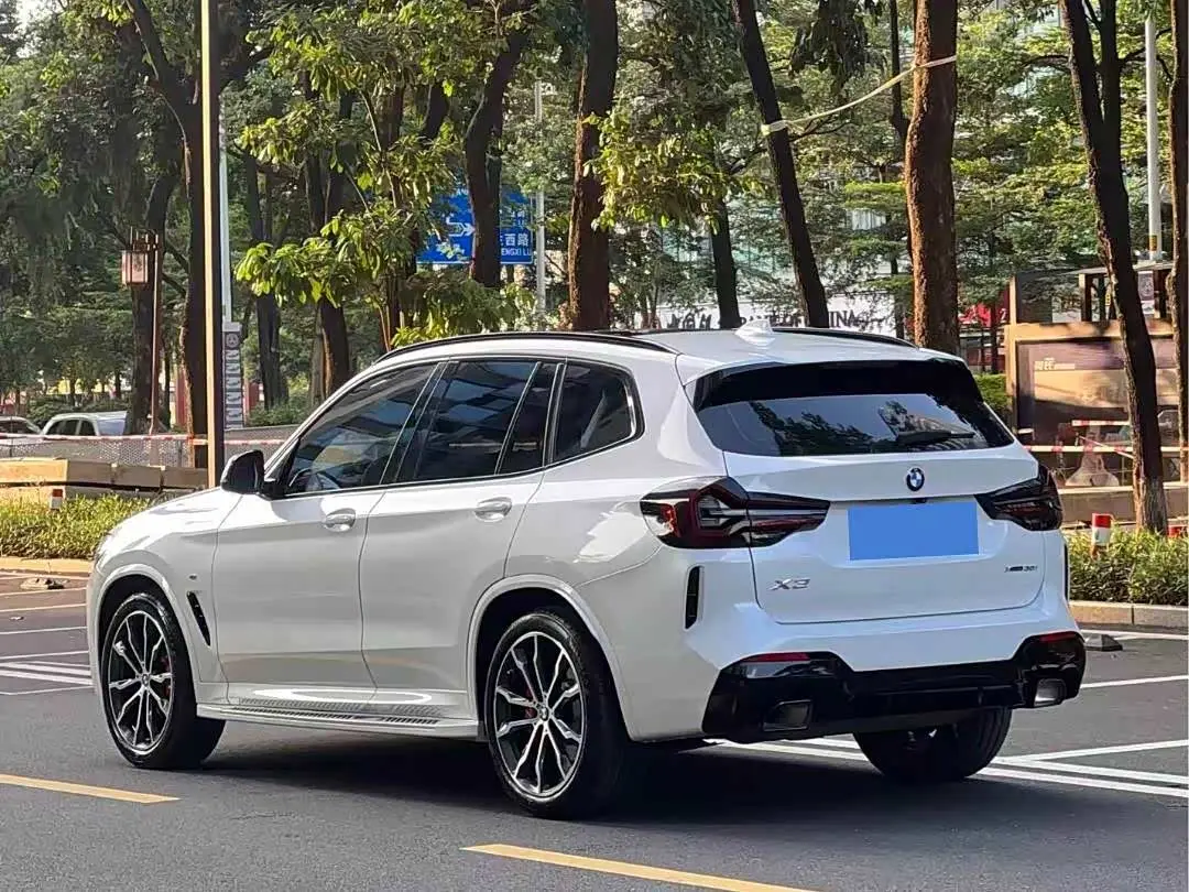 BMW X3 2022 — Фото 4/10