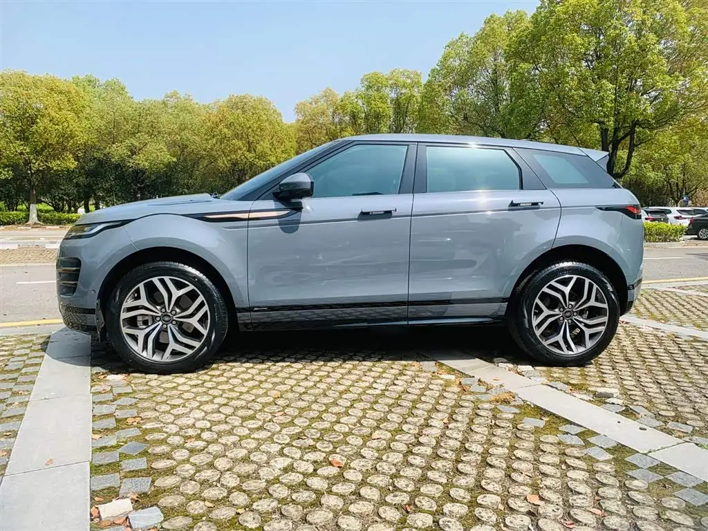 Land Rover Range Rover Evoque 2021 — Фото 6/20