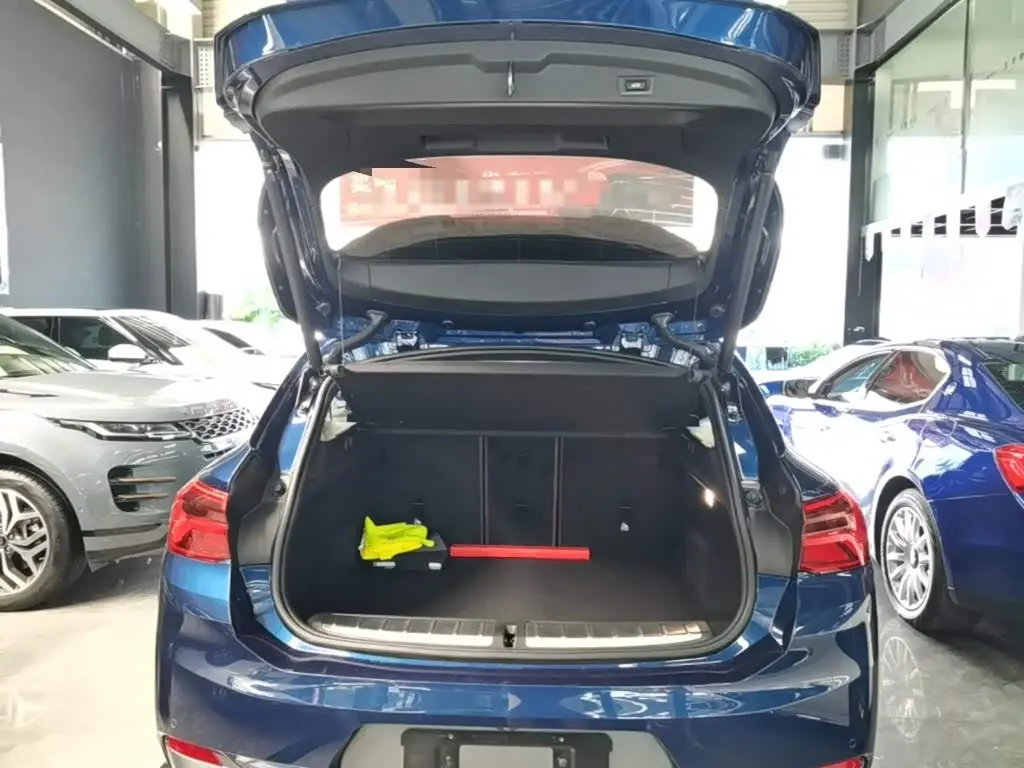 BMW X2 2020 — Фото 19/20