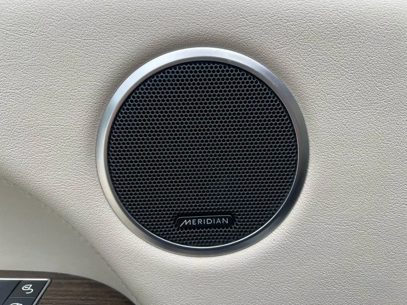Land Rover Range Rover Sport 2016 — Photo 10/20
