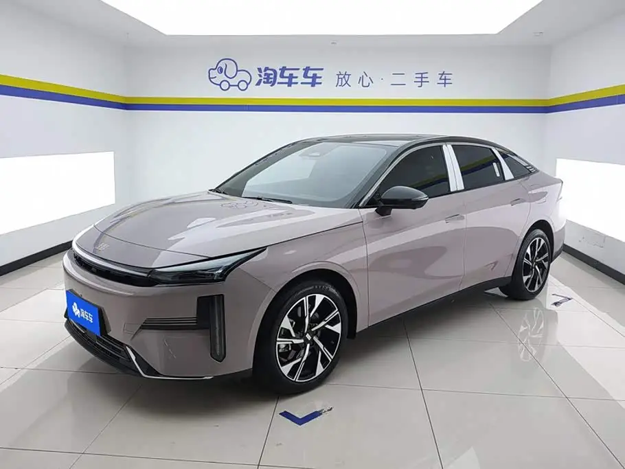 Geely Galaxy Galaxy L6, 2024