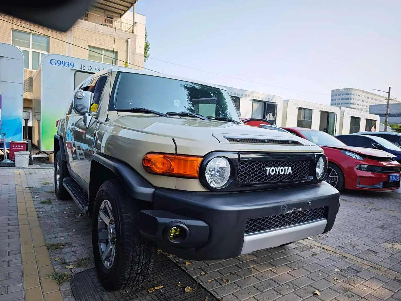 Toyota FJ Cruiser 2018 — Фото 3/17