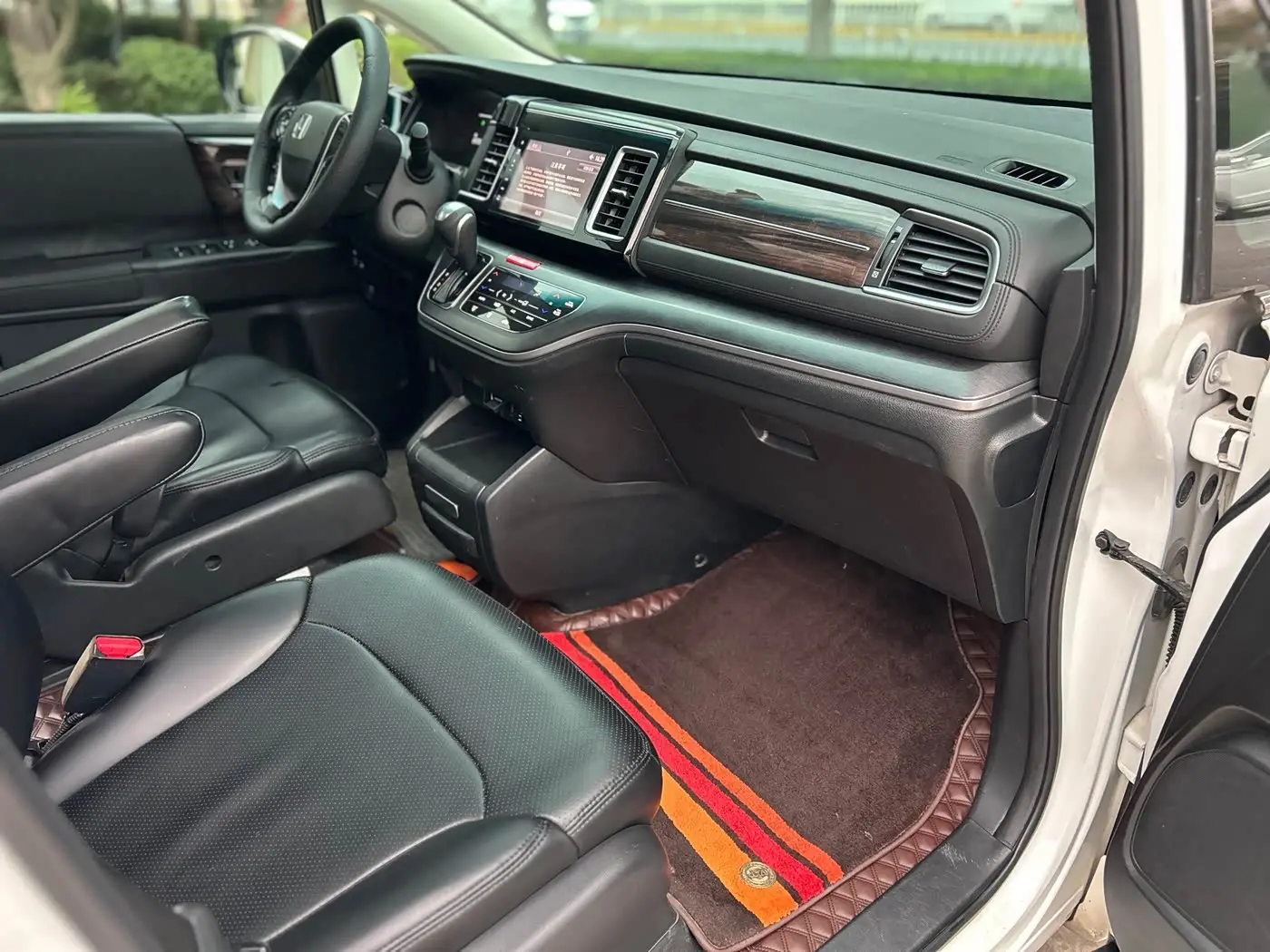 Honda Elysion 2018 — Photo 18/18