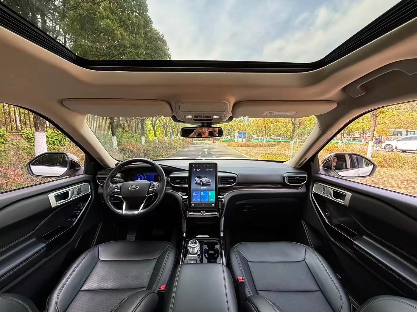 Ford Explorer 2022 — Şəkil 9/20