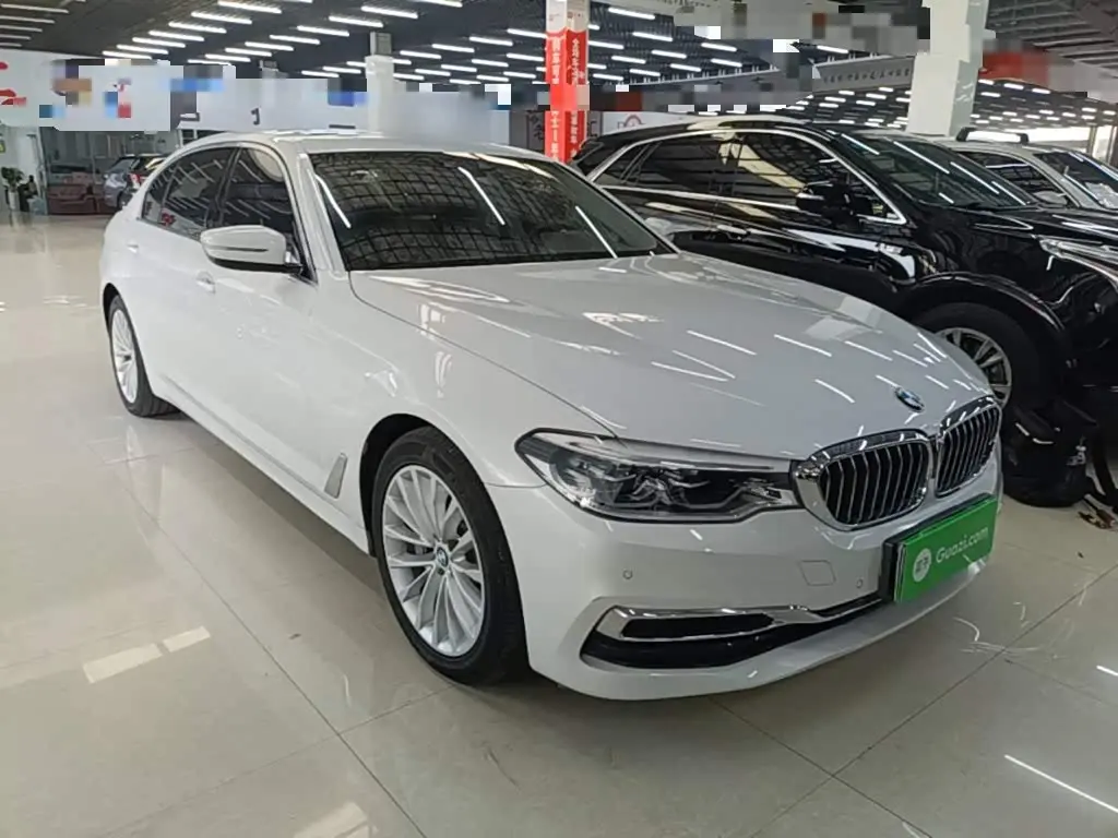 BMW 5 Series New Energy 2019 — Фото 4/20