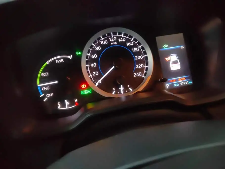 Toyota Corolla 2021 — Şəkil 14/16