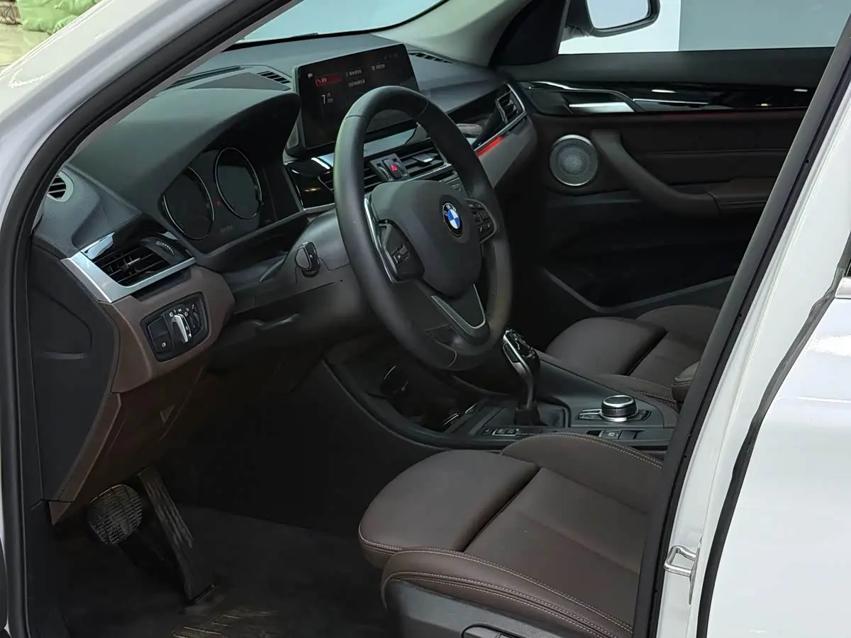 BMW X1 2023 — Фото 7/20